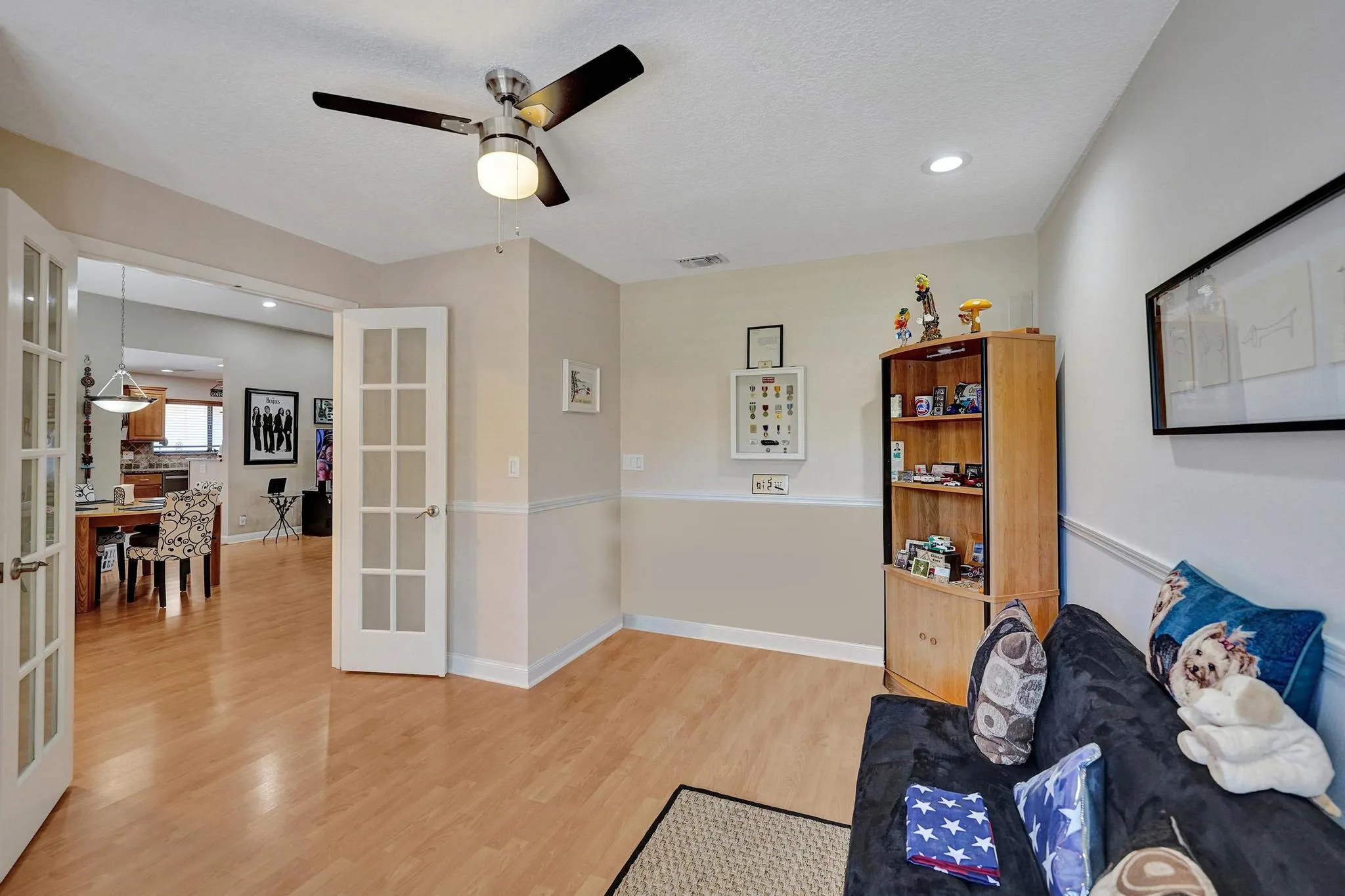 Guest bedroom 1