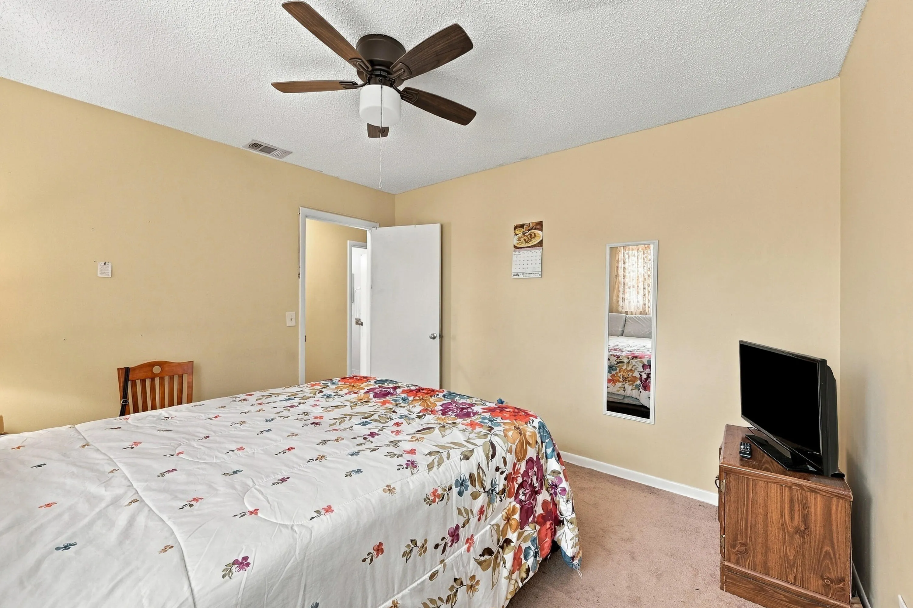 30_stl_7145_with_tv
