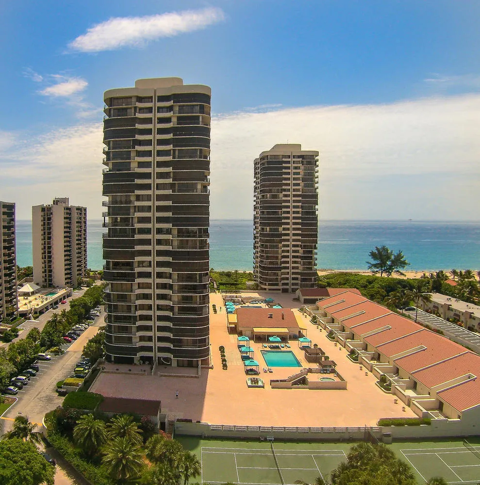 4100 N Ocean Dr Riviera Beach-large-004-