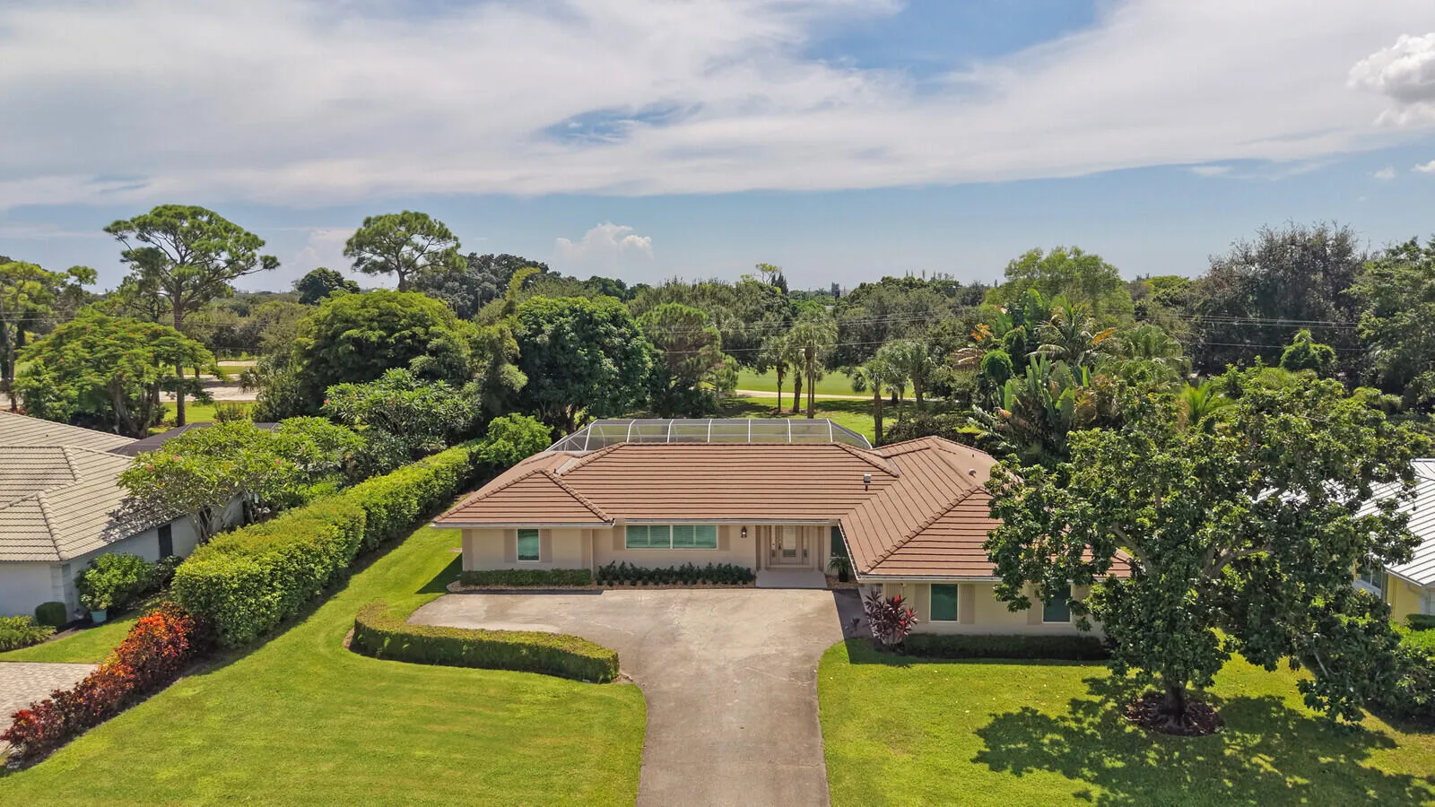 City of Atlantis Golf Course Home