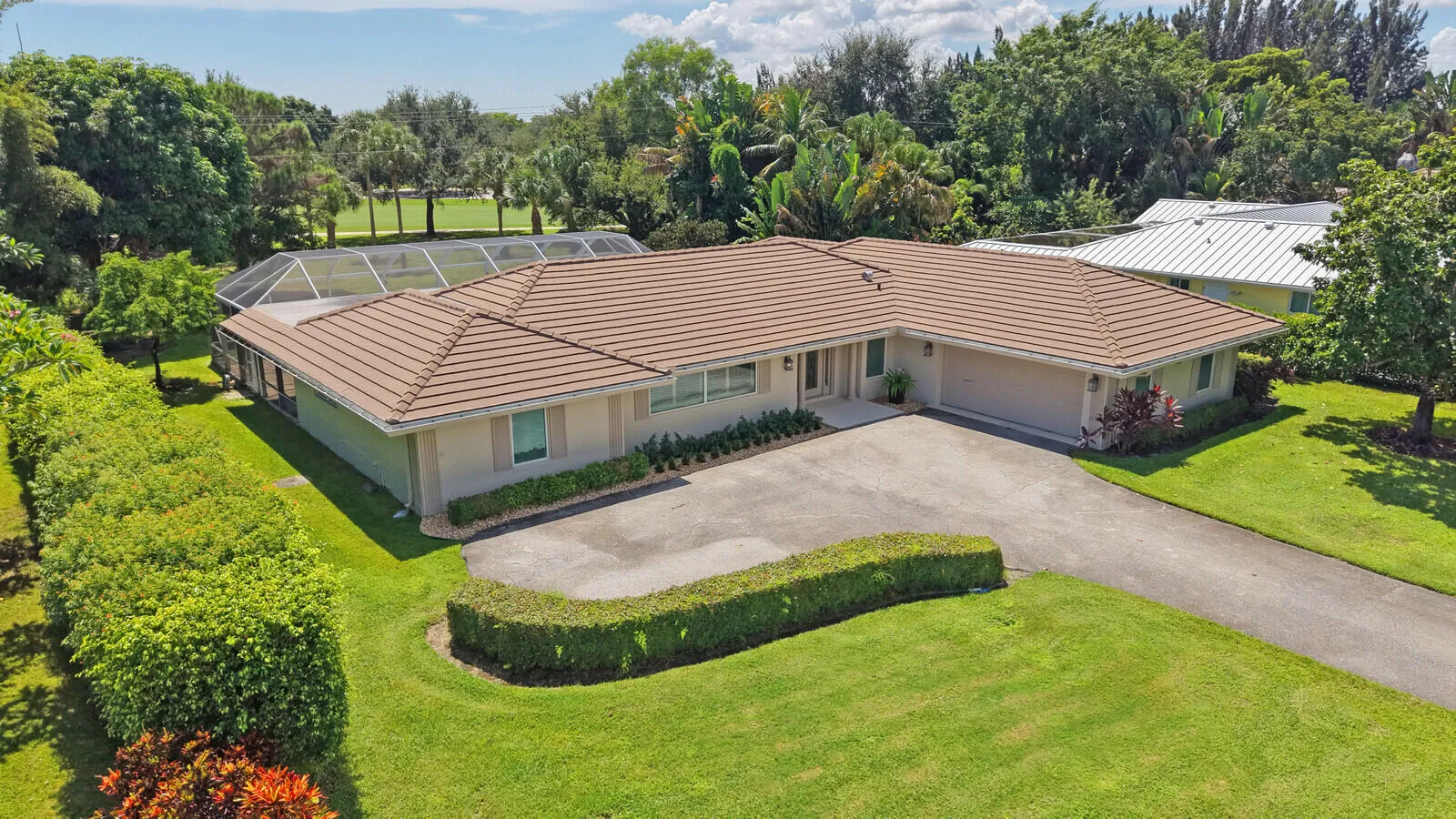 408 S. Country Club Dr.
