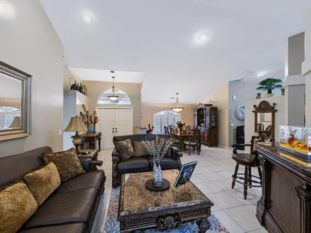 19-web-or-mls-6001-wedgewood-village-cir