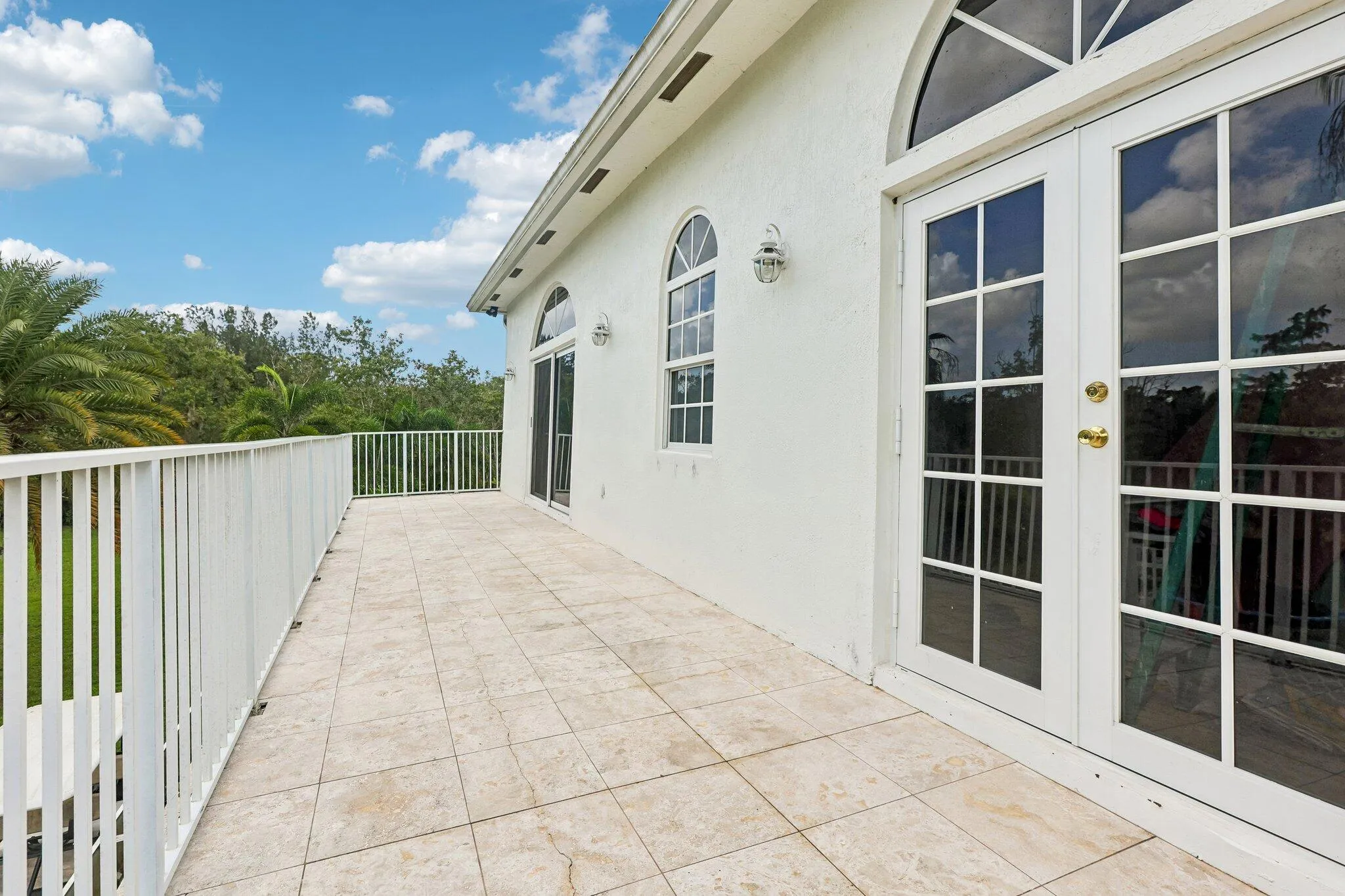 48-web-or-mls-NW 84th Ave-S1609-048