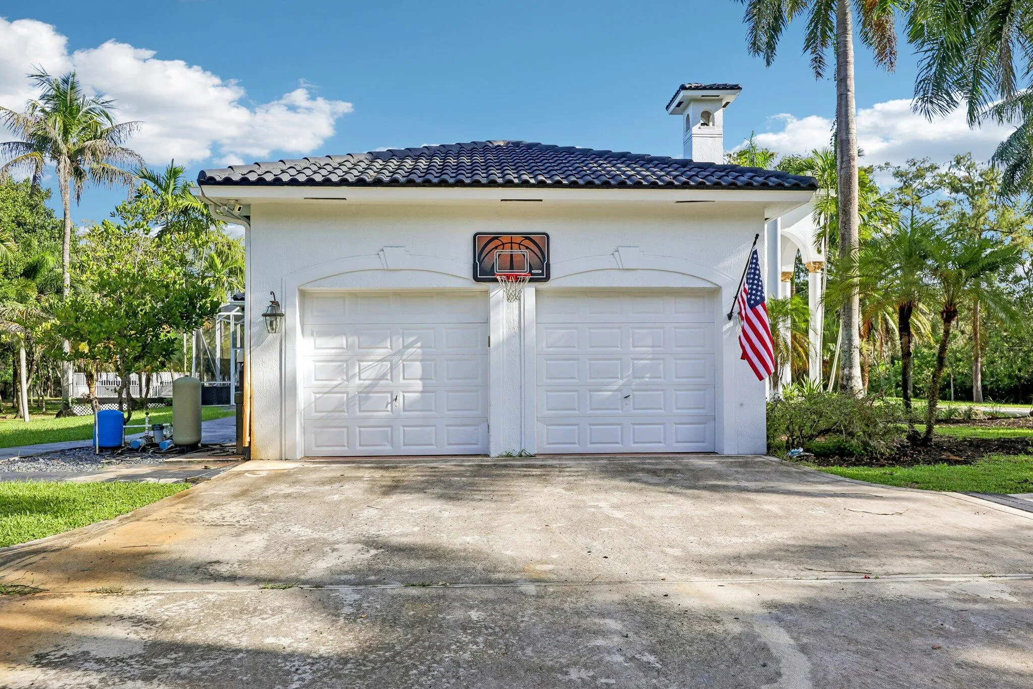 56-web-or-mls-NW 84th Ave-S1609-056