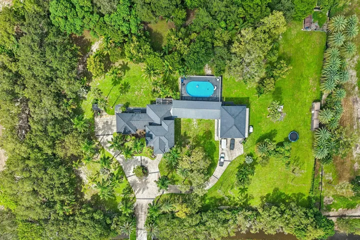 67-web-or-mls-NW 84th Ave-S1609-067