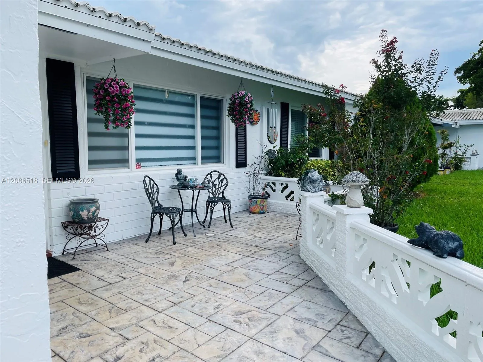 FRONT PATIO