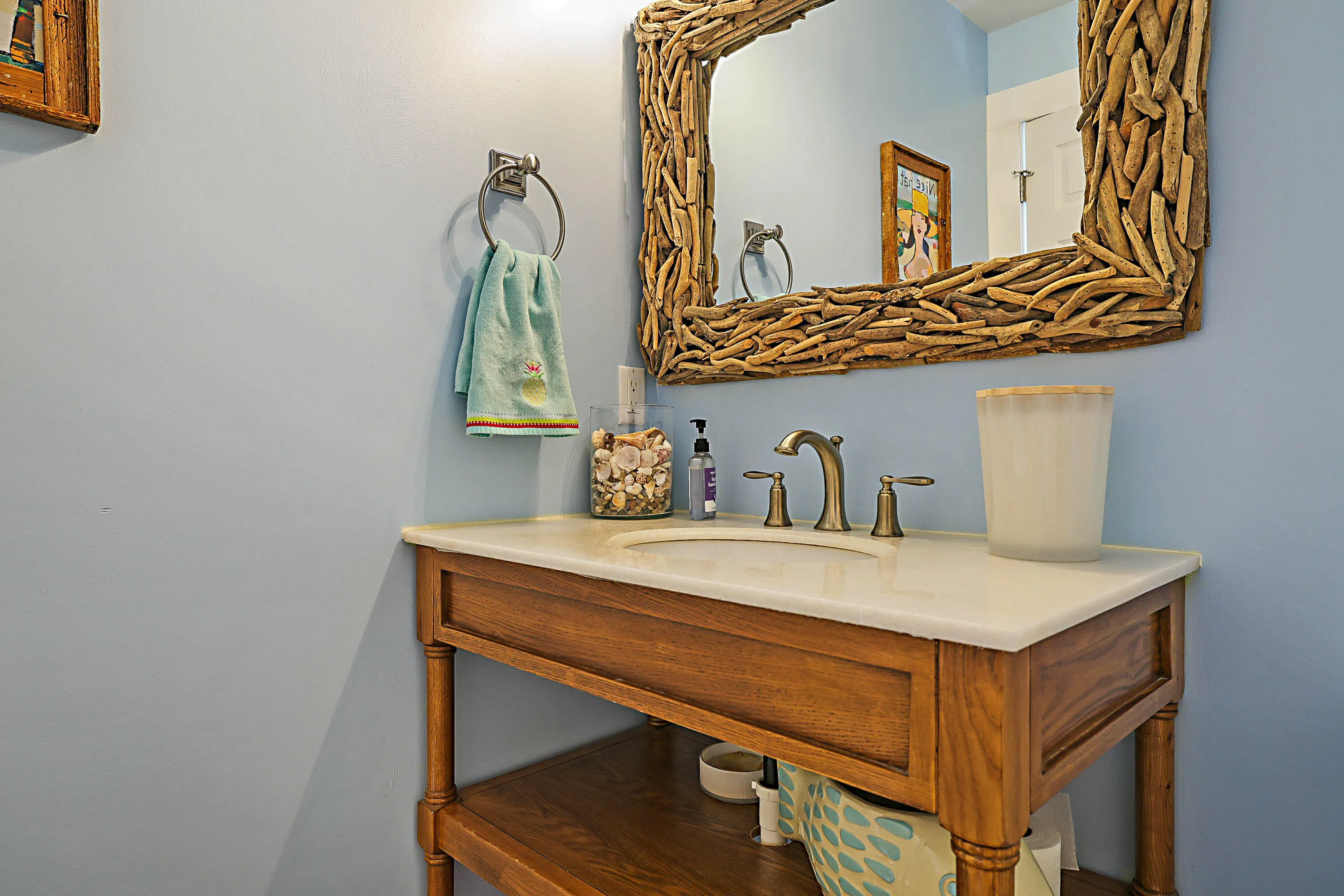 71 Fairview W -10