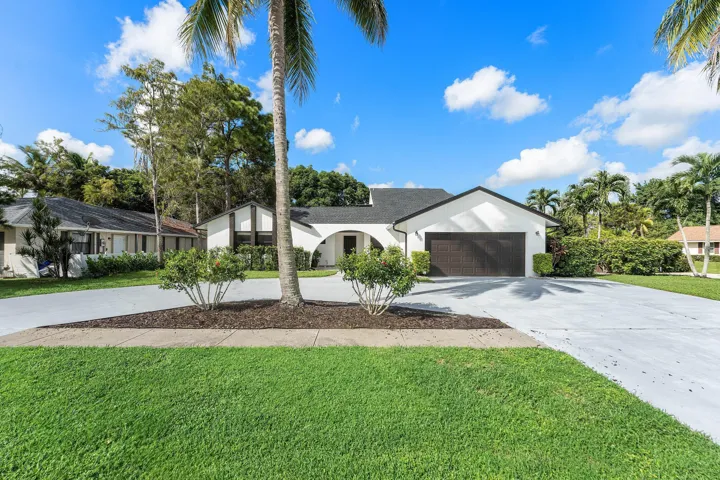 001-13645ExoticaLane-Wellington-FL-33414