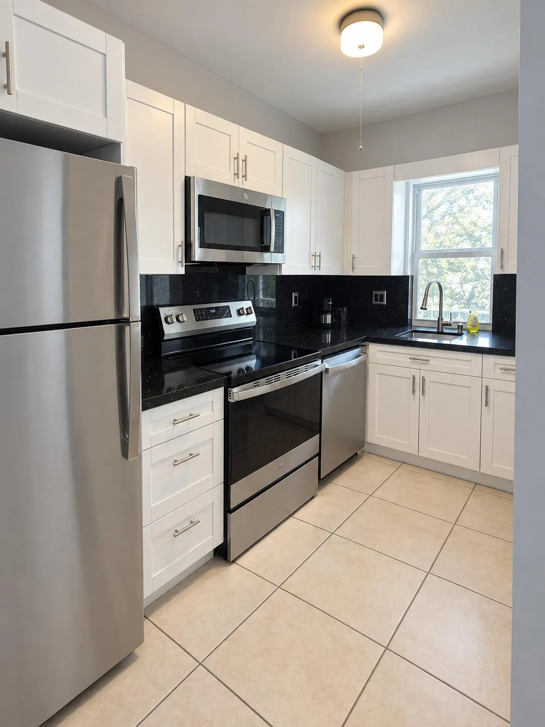 New kitchen and appliances