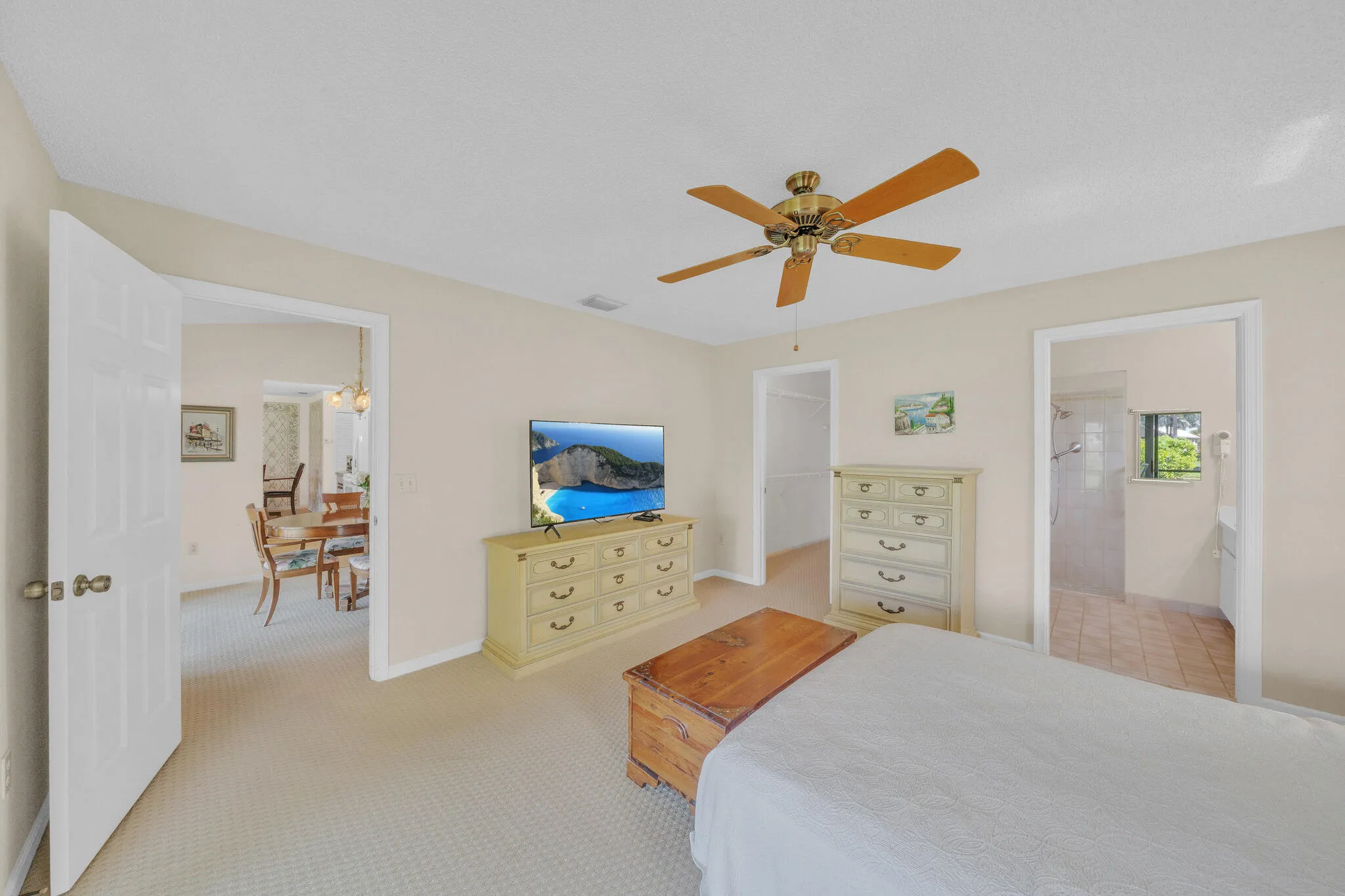 17 Primary Bedroom