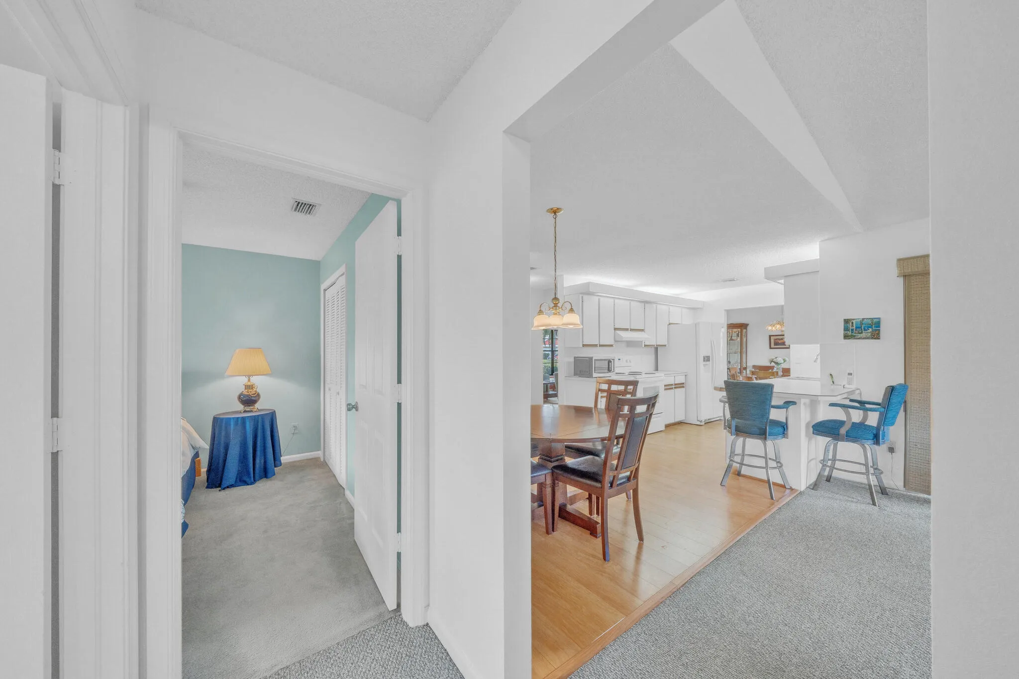 26 Foyer