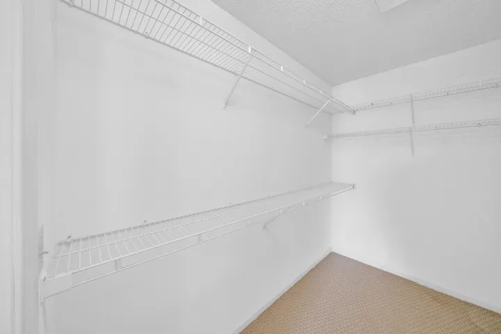 9 Primary Closet (1)