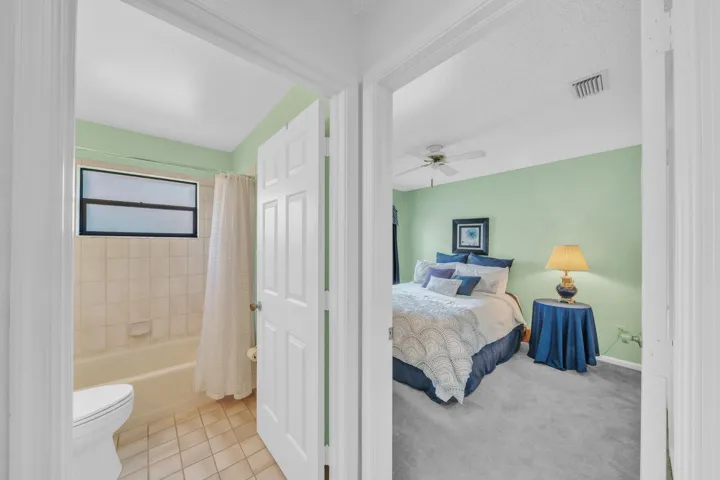 23 Guest Bedroom A (1)