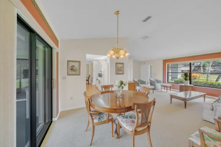 18 Dining Area
