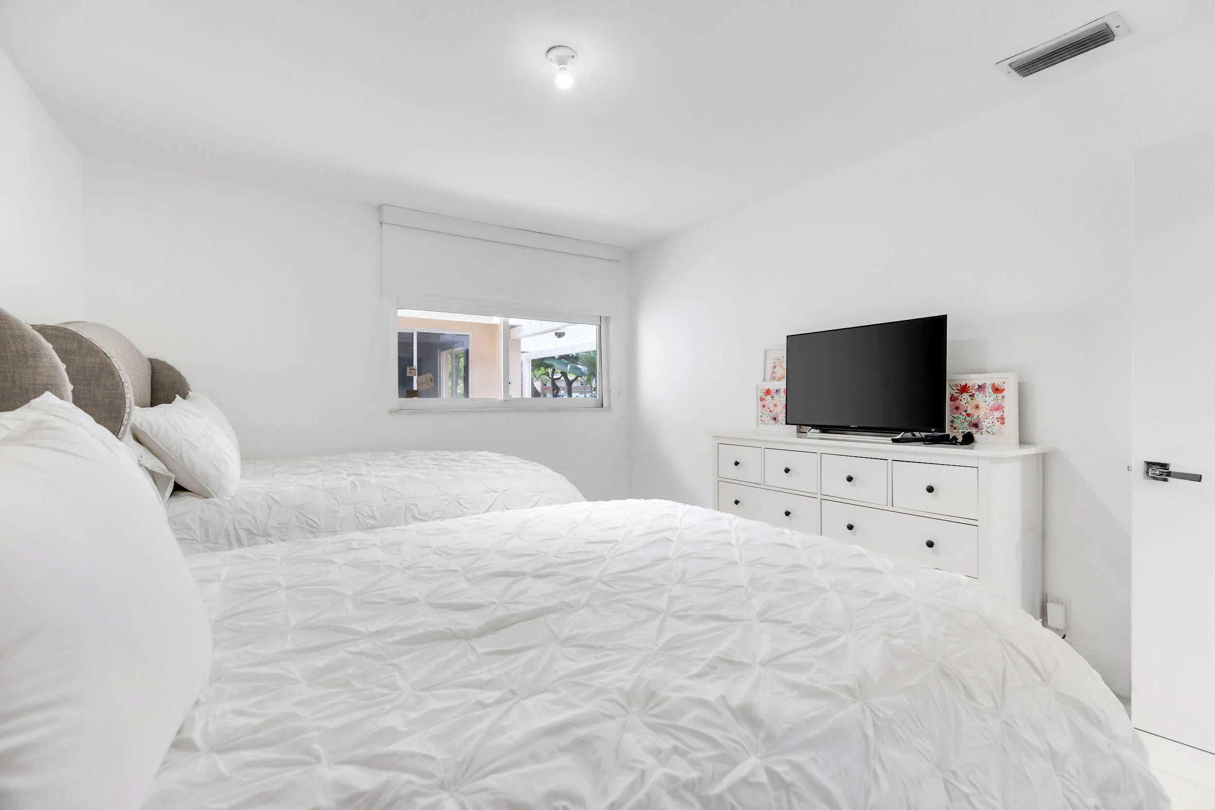 3759OaksClubhouseDr-PompanoBeach,Natalia