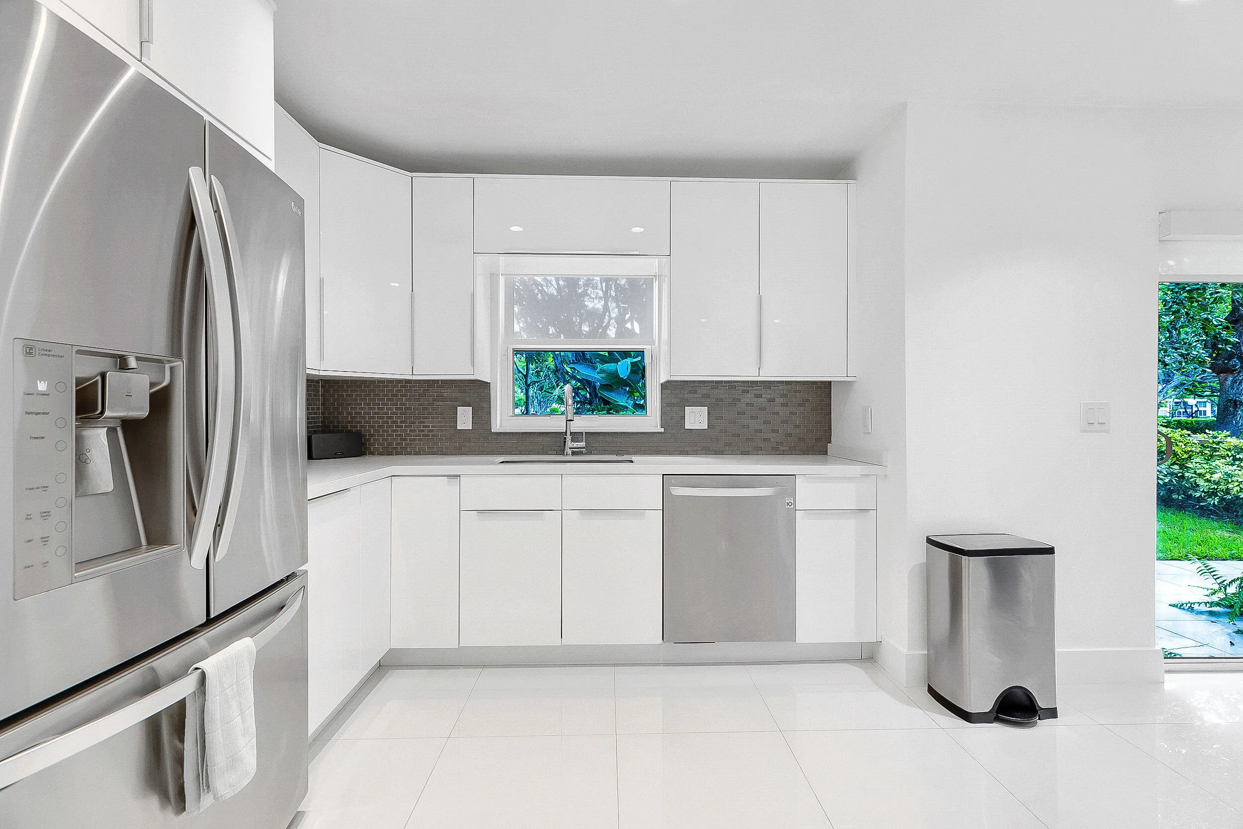 3759OaksClubhouseDr-PompanoBeach,Natalia