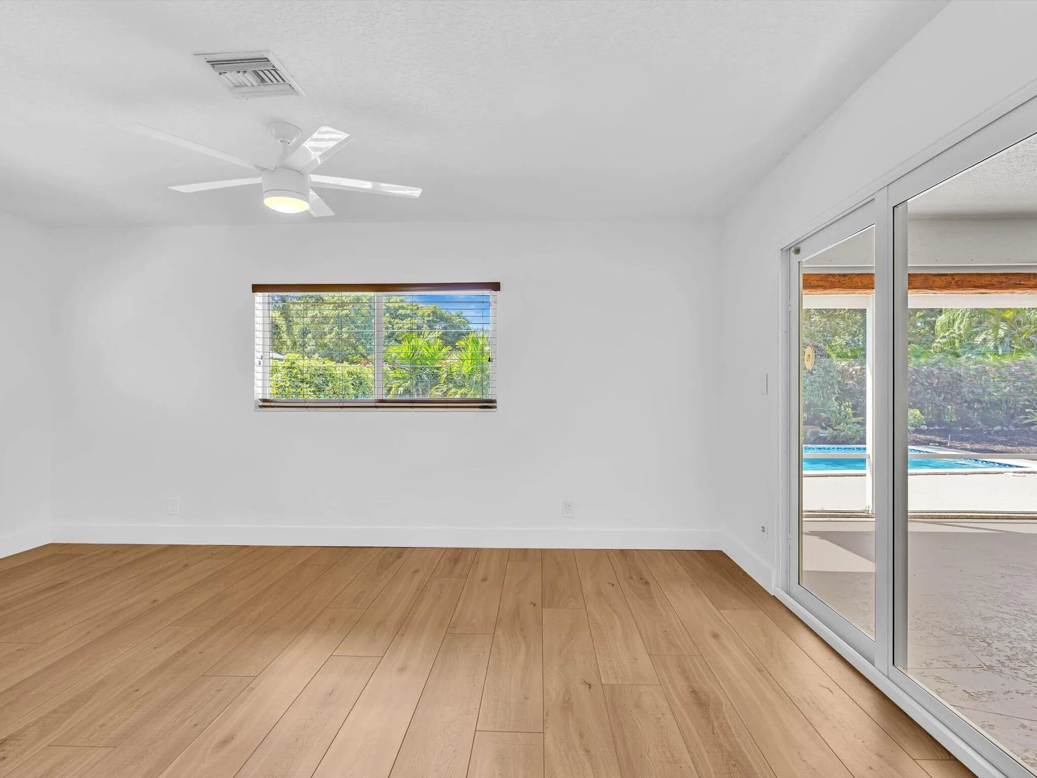 Dining Room/Patio