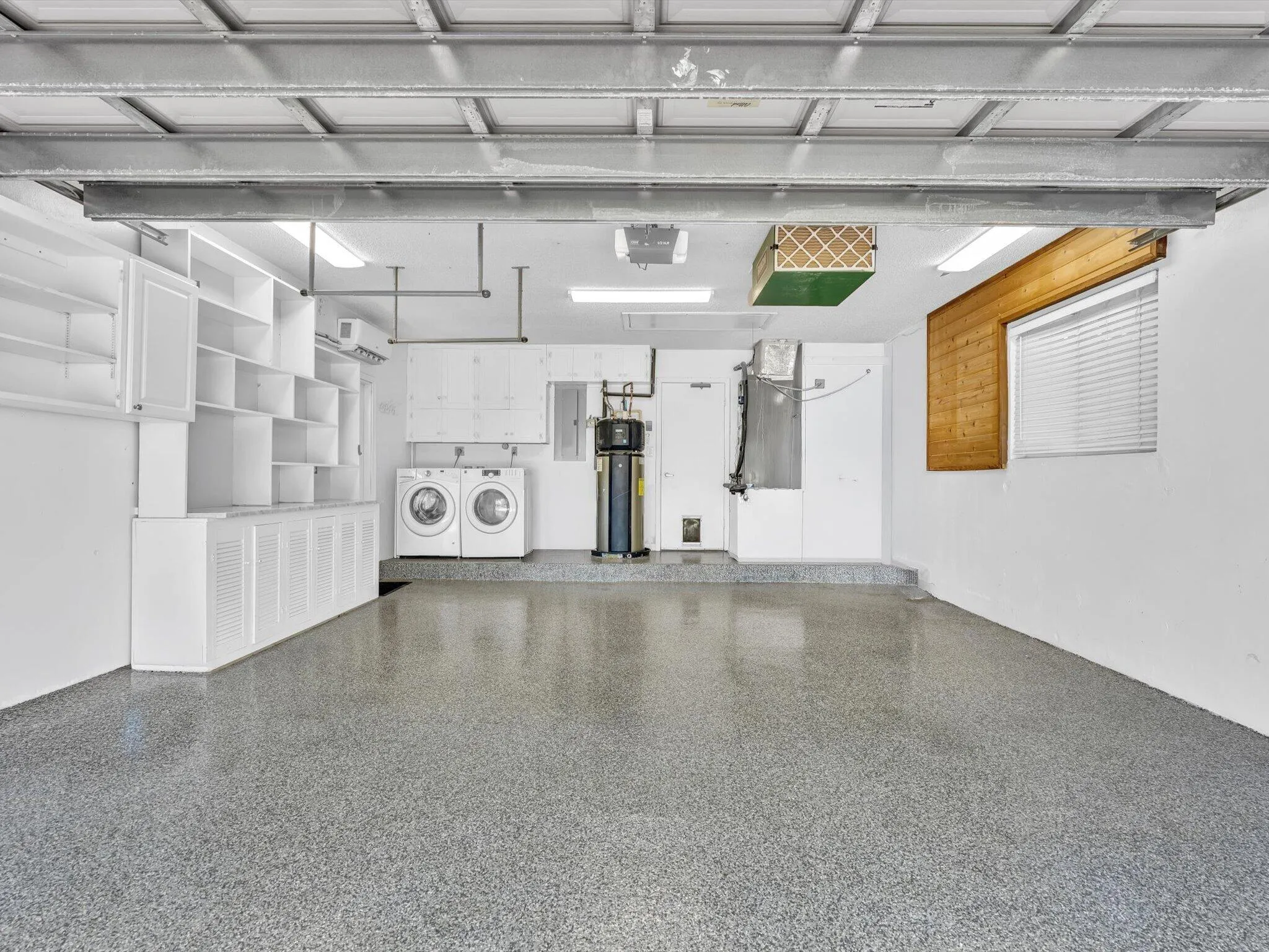 A/C Garage