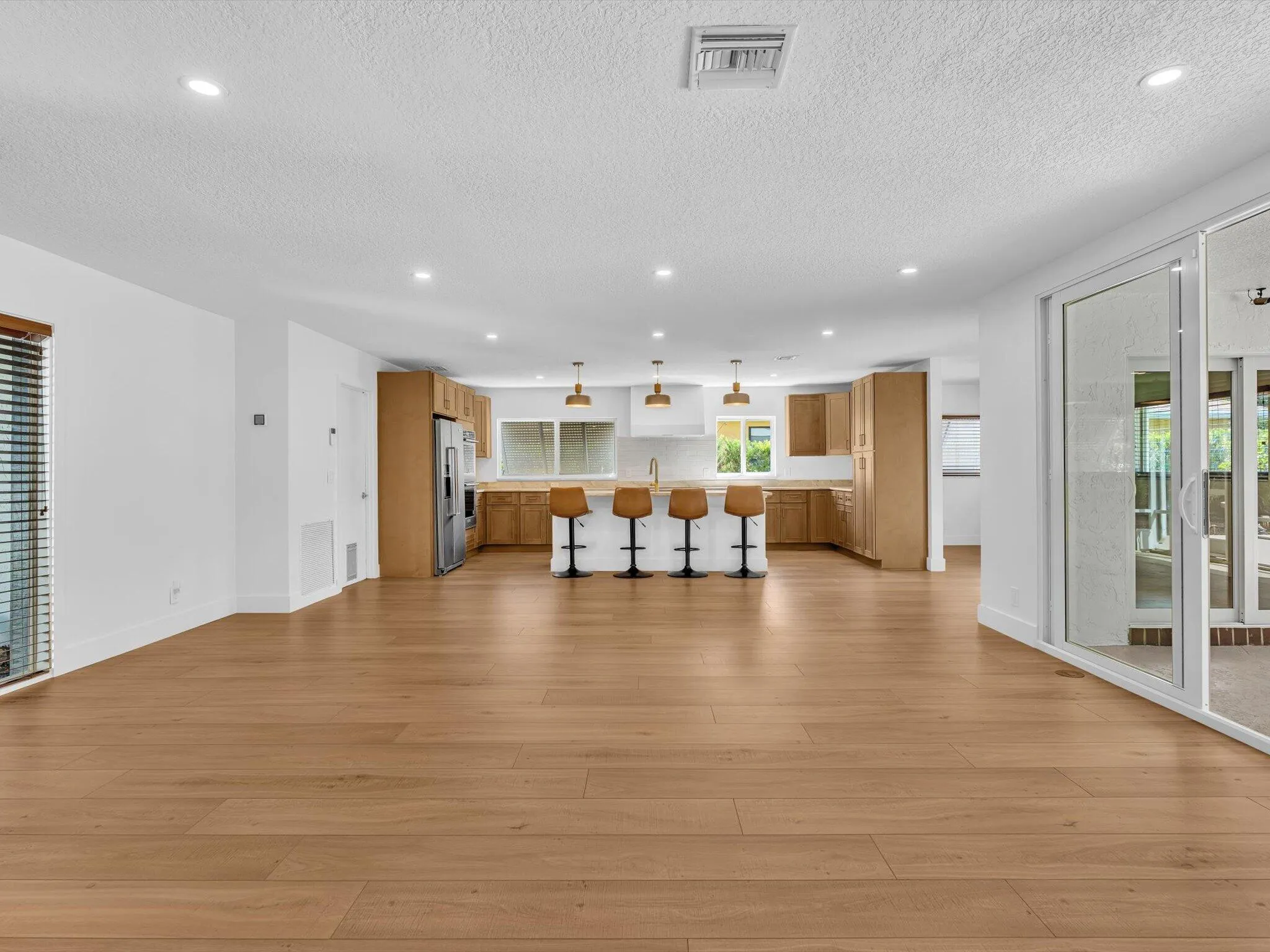 Living room/Kitchen