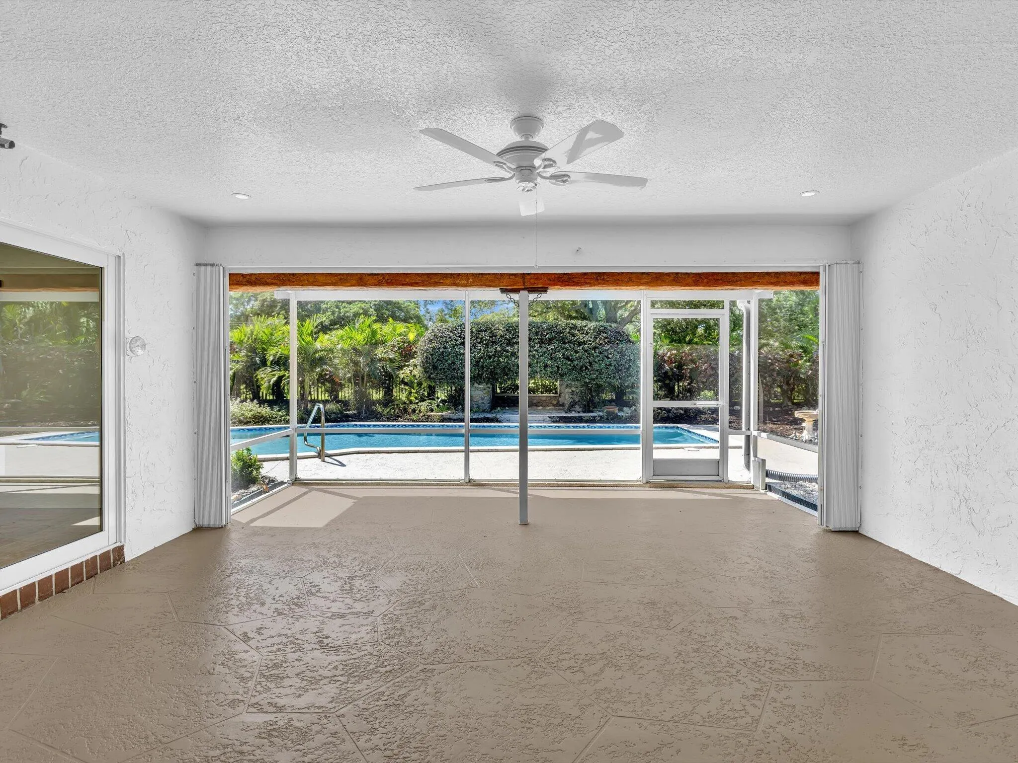 Screened Patio