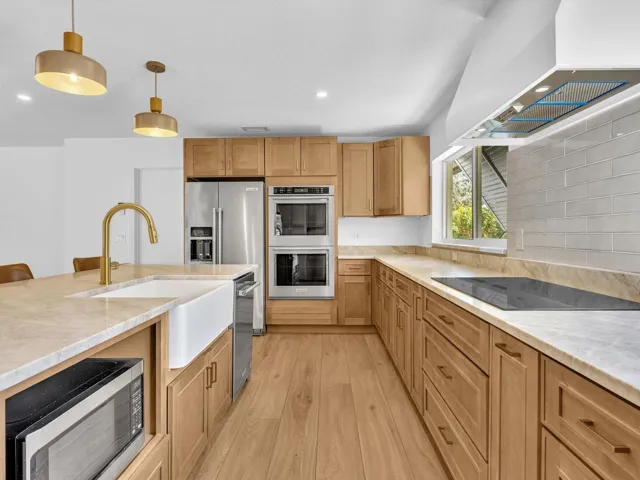Island/Cooking area