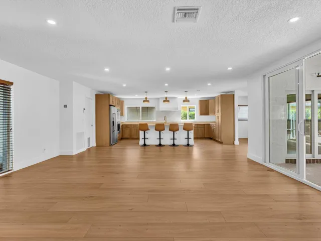 Living room/Kitchen