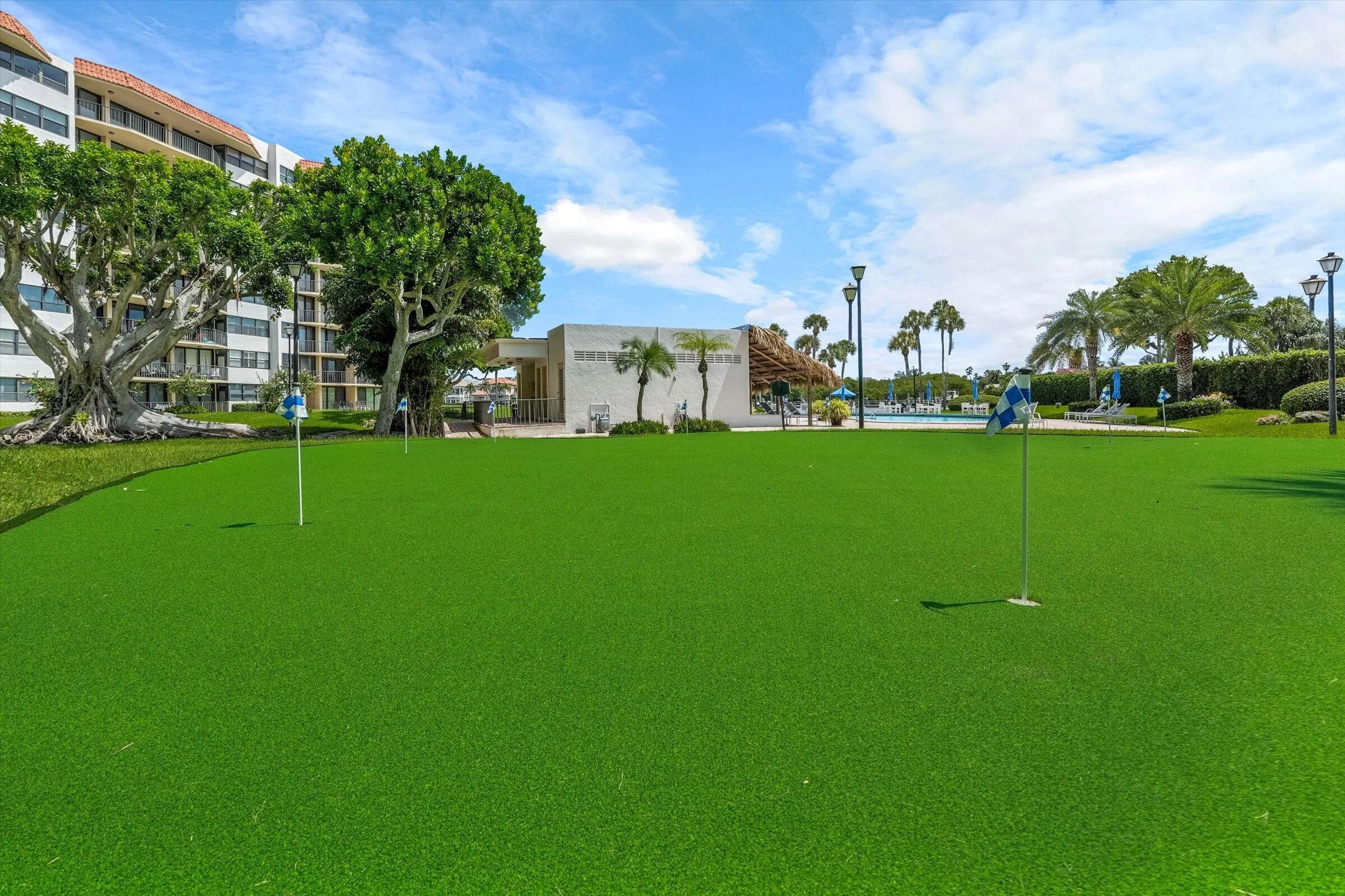 New Putting green