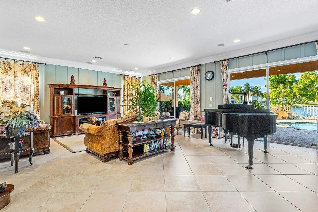 010-9468McAneenyCourt-Wellington-FL-3341