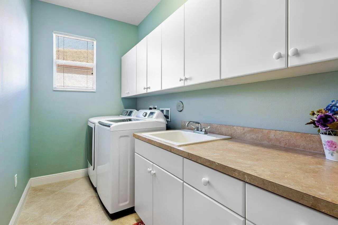 037-9468McAneenyCourt-Wellington-FL-3341