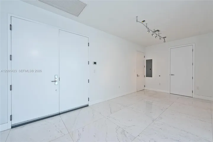 Open den