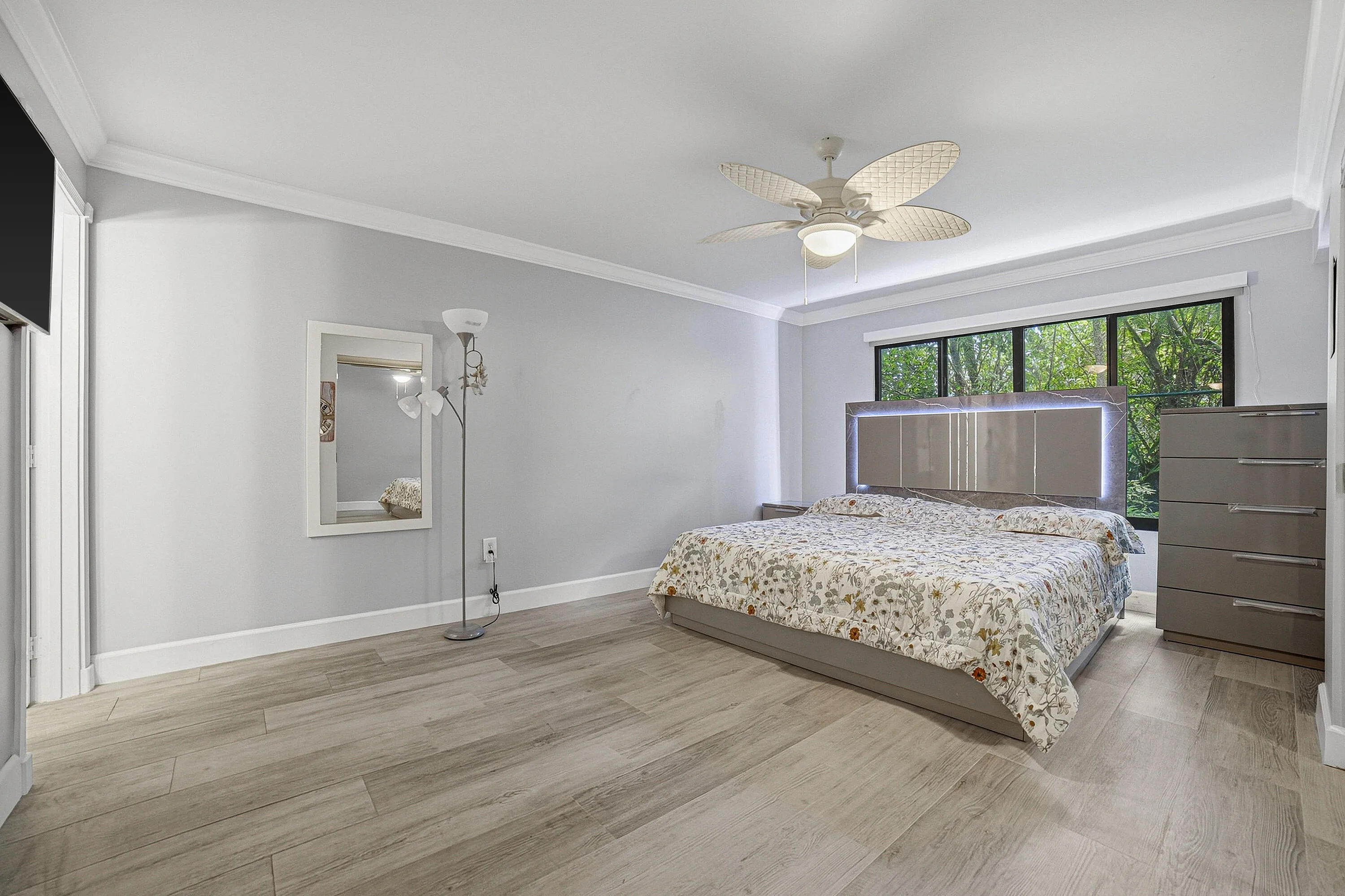 15-Bedroom1