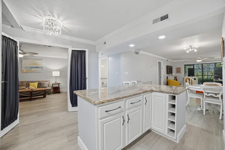 31-Kitchen-E