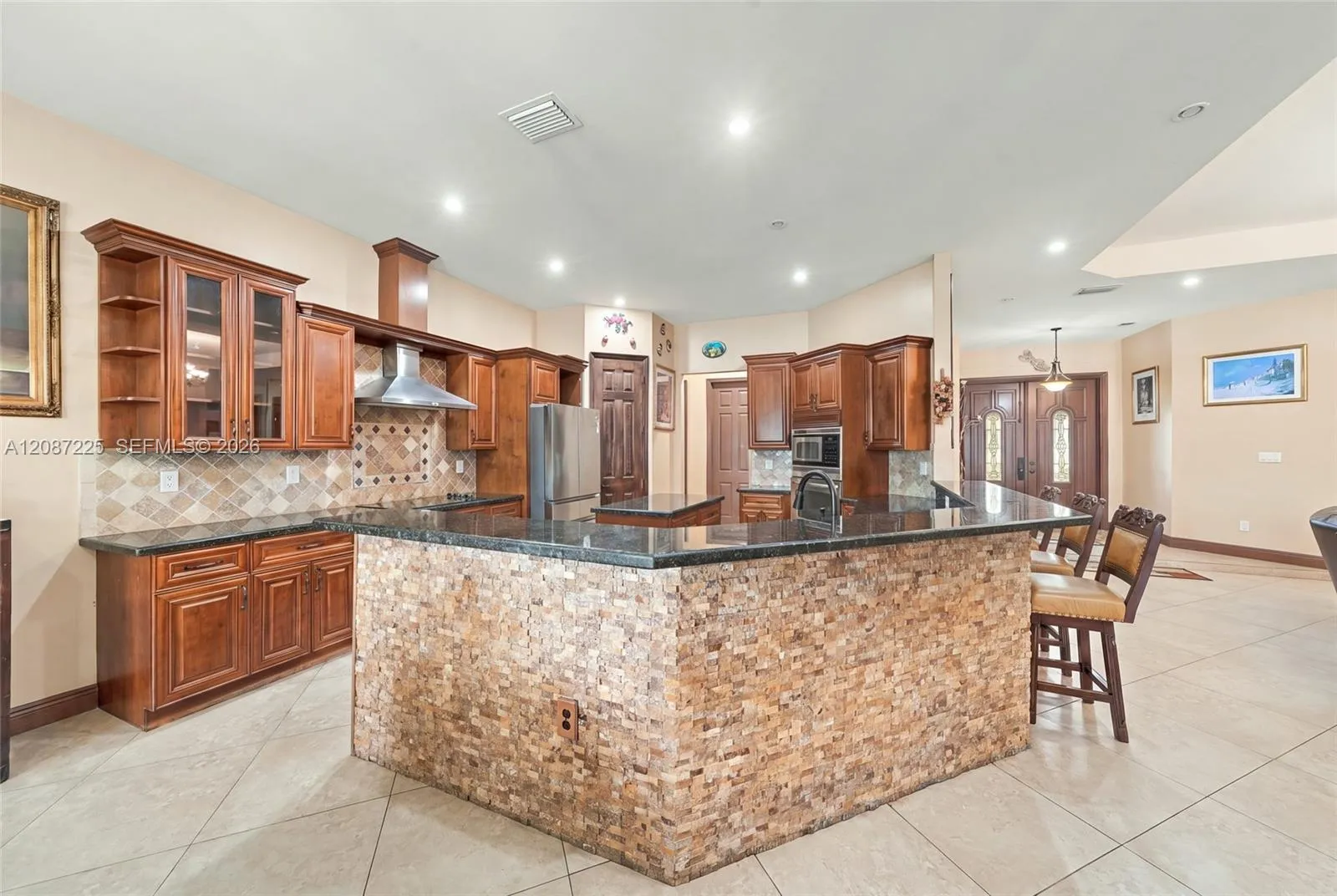 Property photo 28