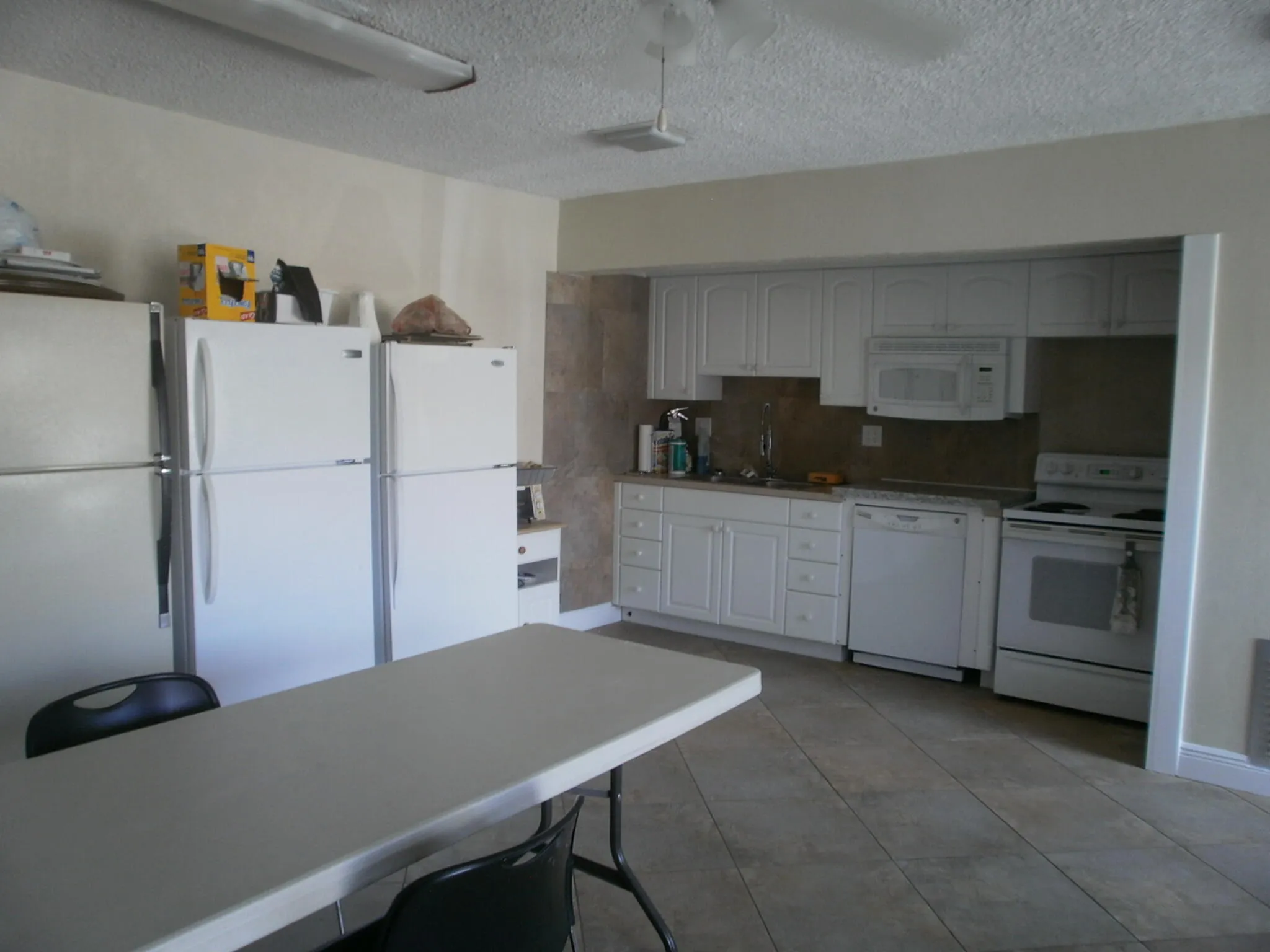 Kitchen in the​​‌​​​​‌​​‌‌​‌‌​​​‌‌​‌​‌​‌​​​‌​​ Clubhouse