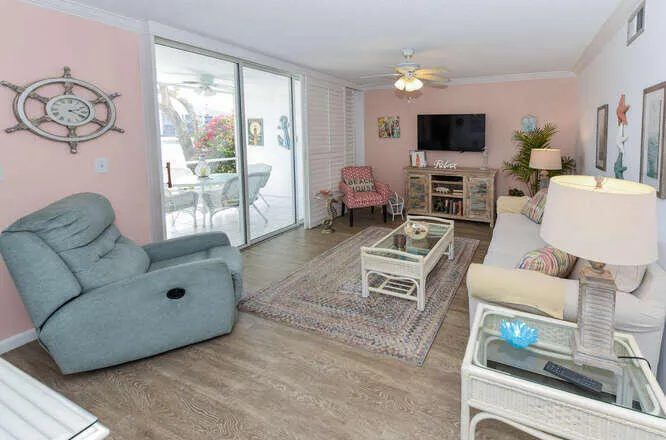 353 US1 Apt A108 Jupiter FL-small-019-03