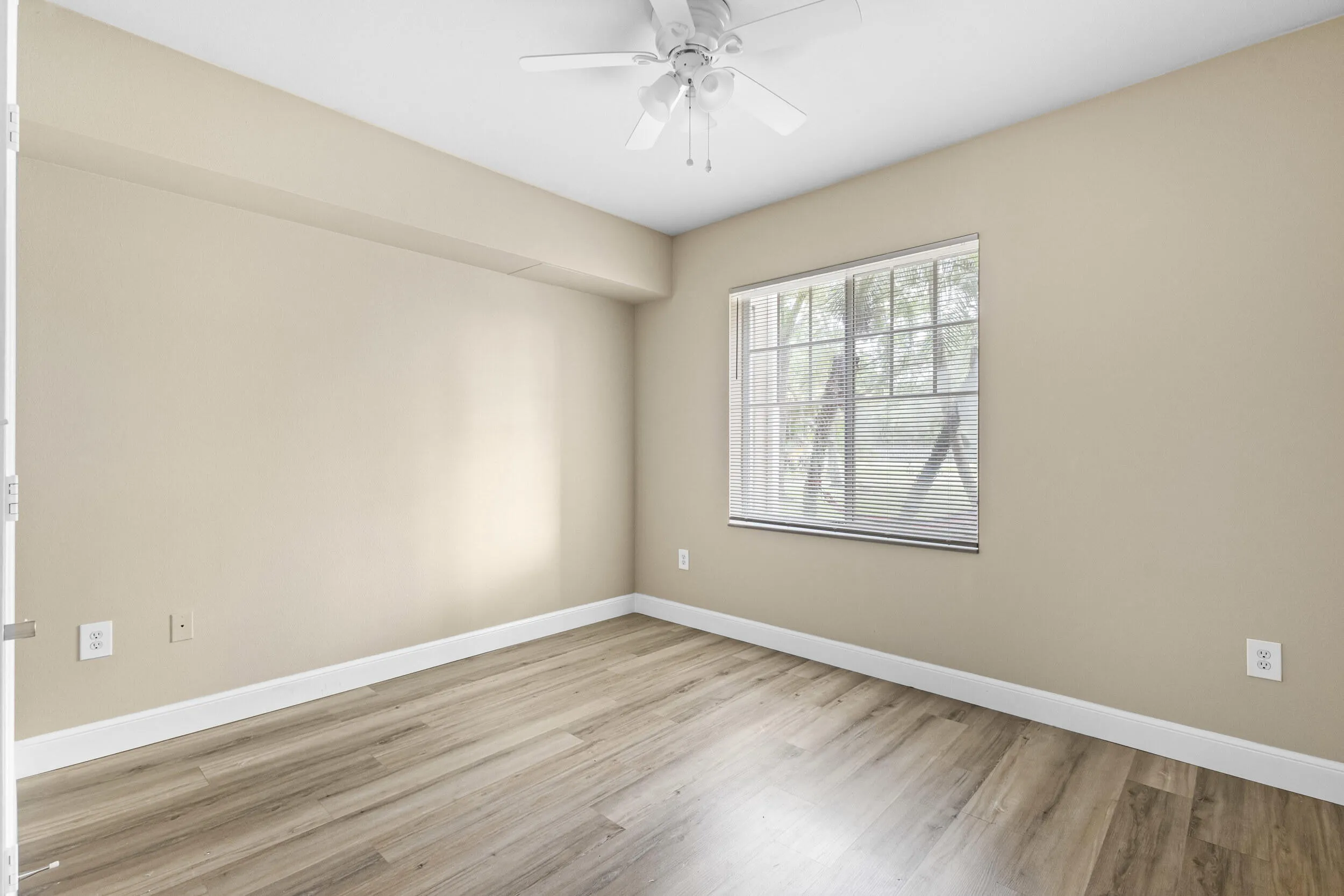 19_6450 emerald dunes dr west palm beac