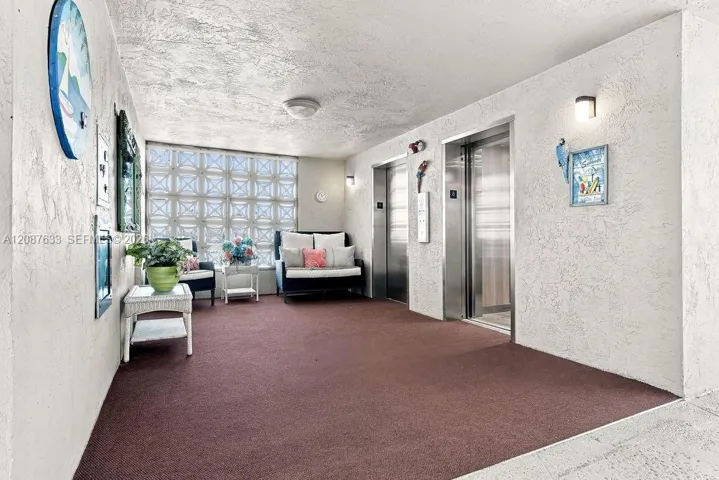 Floor Elevator