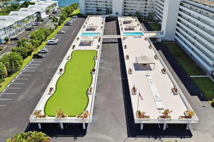Putting Green, Shuffle Board, Billiards
