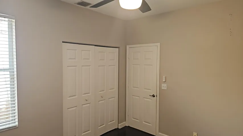 1000406461
