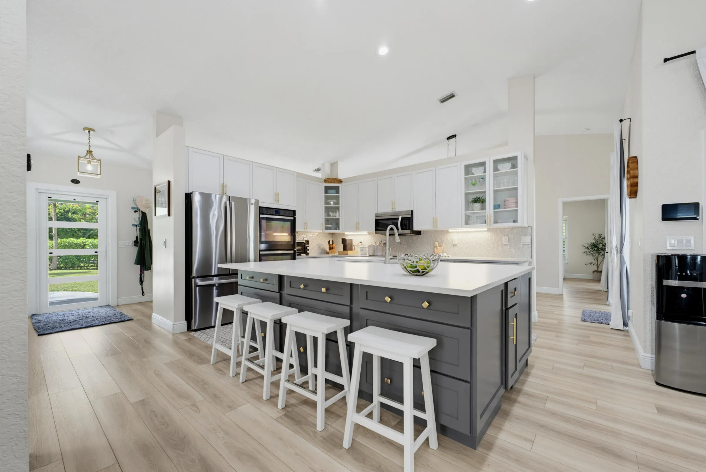 Block_Realty_123_024