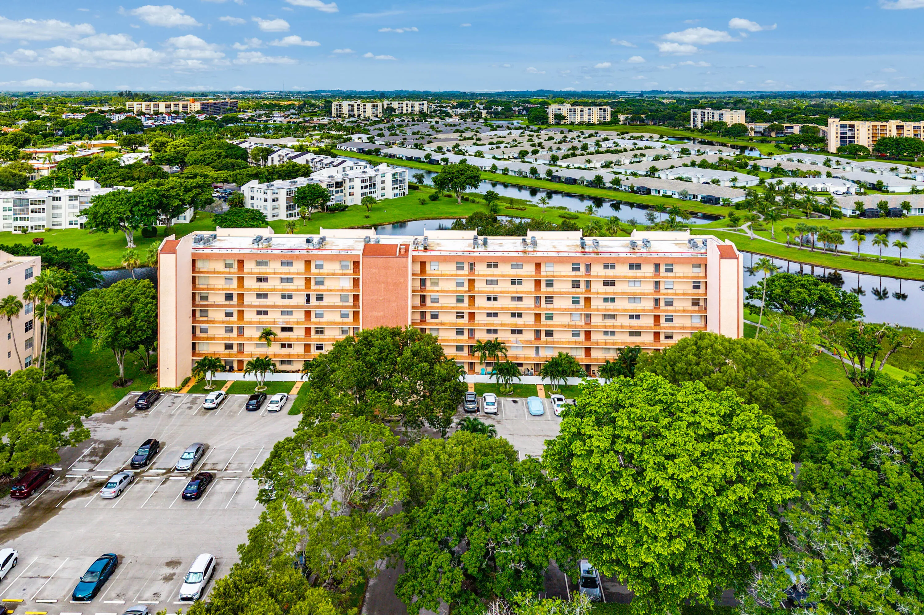 14623 Bonaire Village