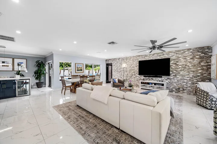 010-1029WestPalmettoParkRoad-BocaRaton-F
