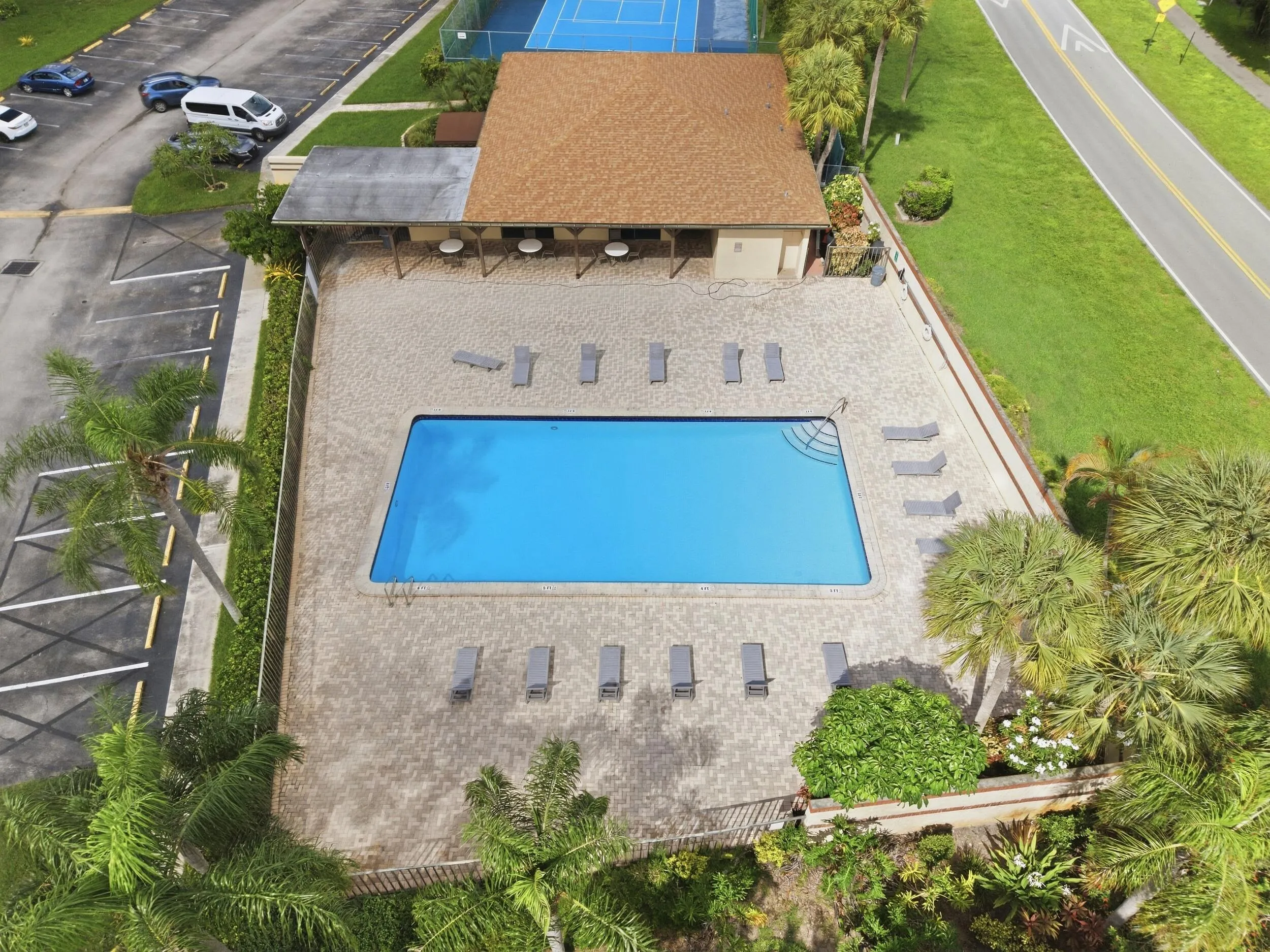 Community pool