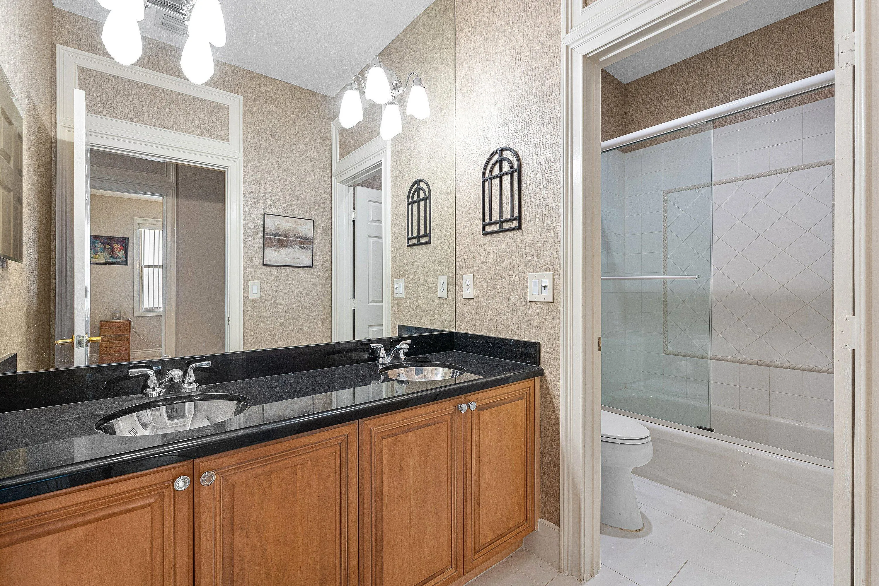 021-310VeniceBoulevard-RoyalPalmBeach-FL