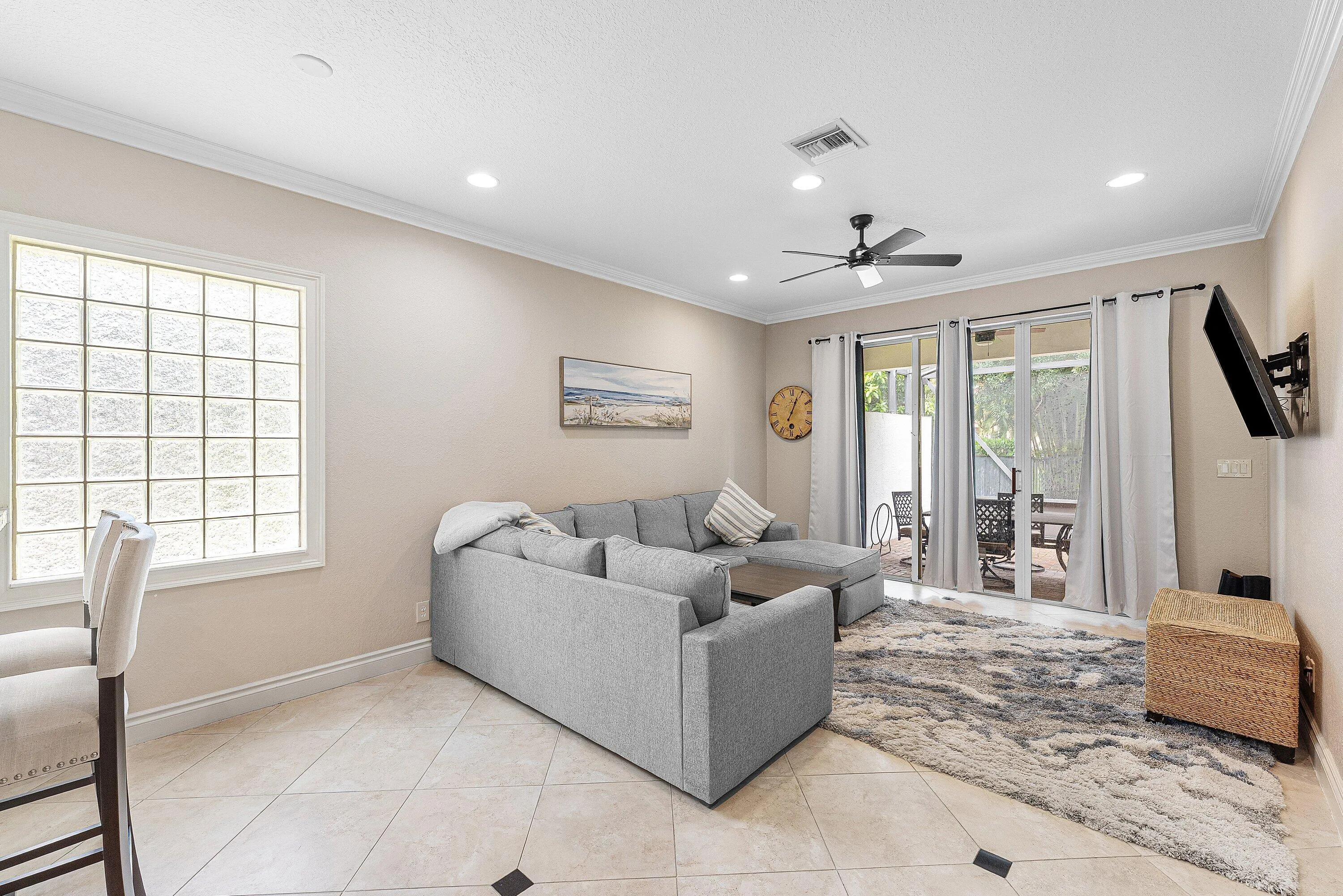 015-310VeniceBoulevard-RoyalPalmBeach-FL
