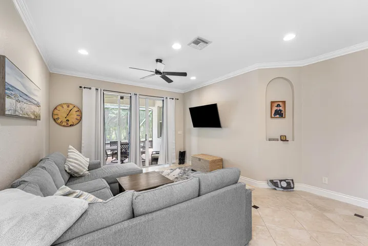 016-310VeniceBoulevard-RoyalPalmBeach-FL