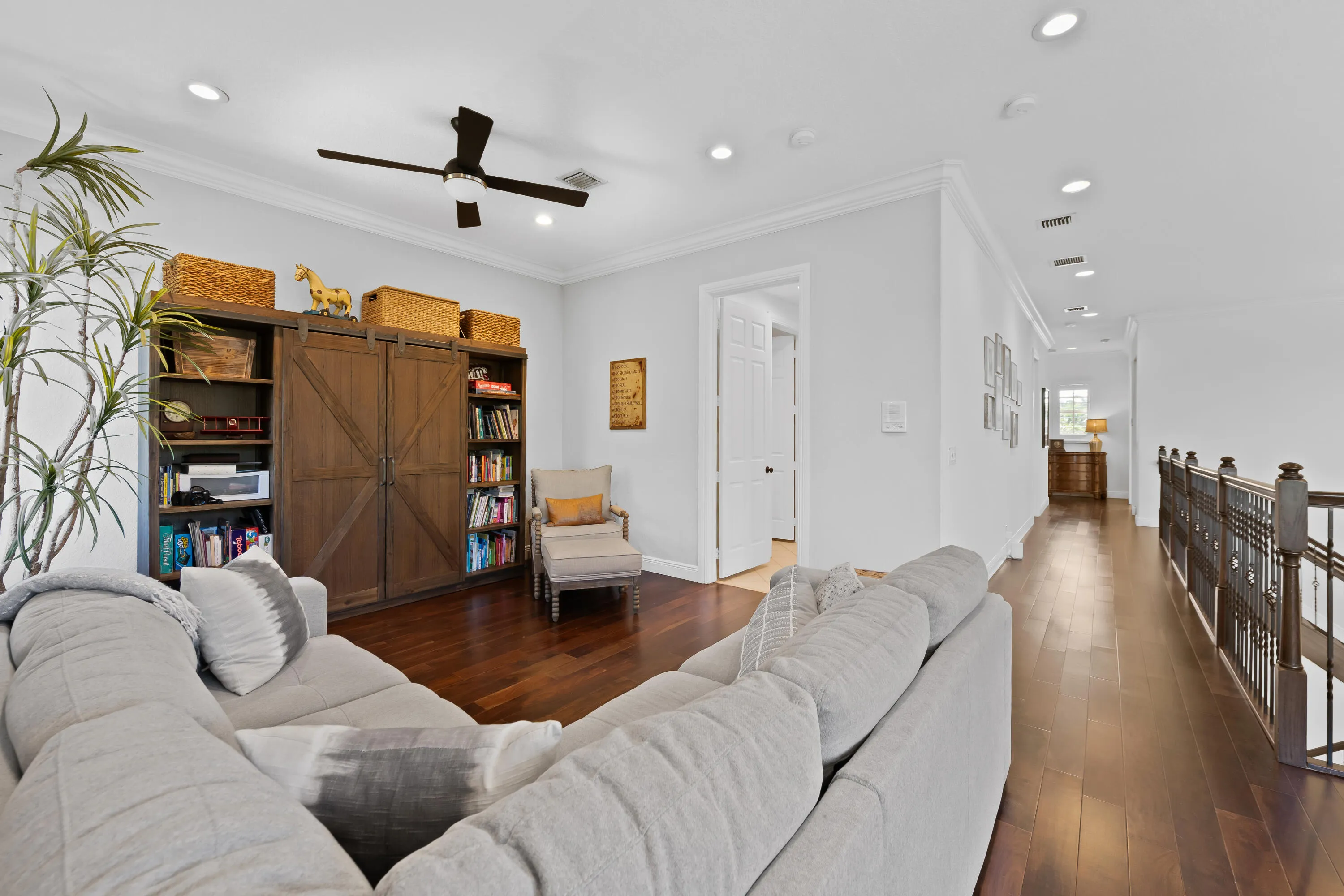 Large Upstairs Loft