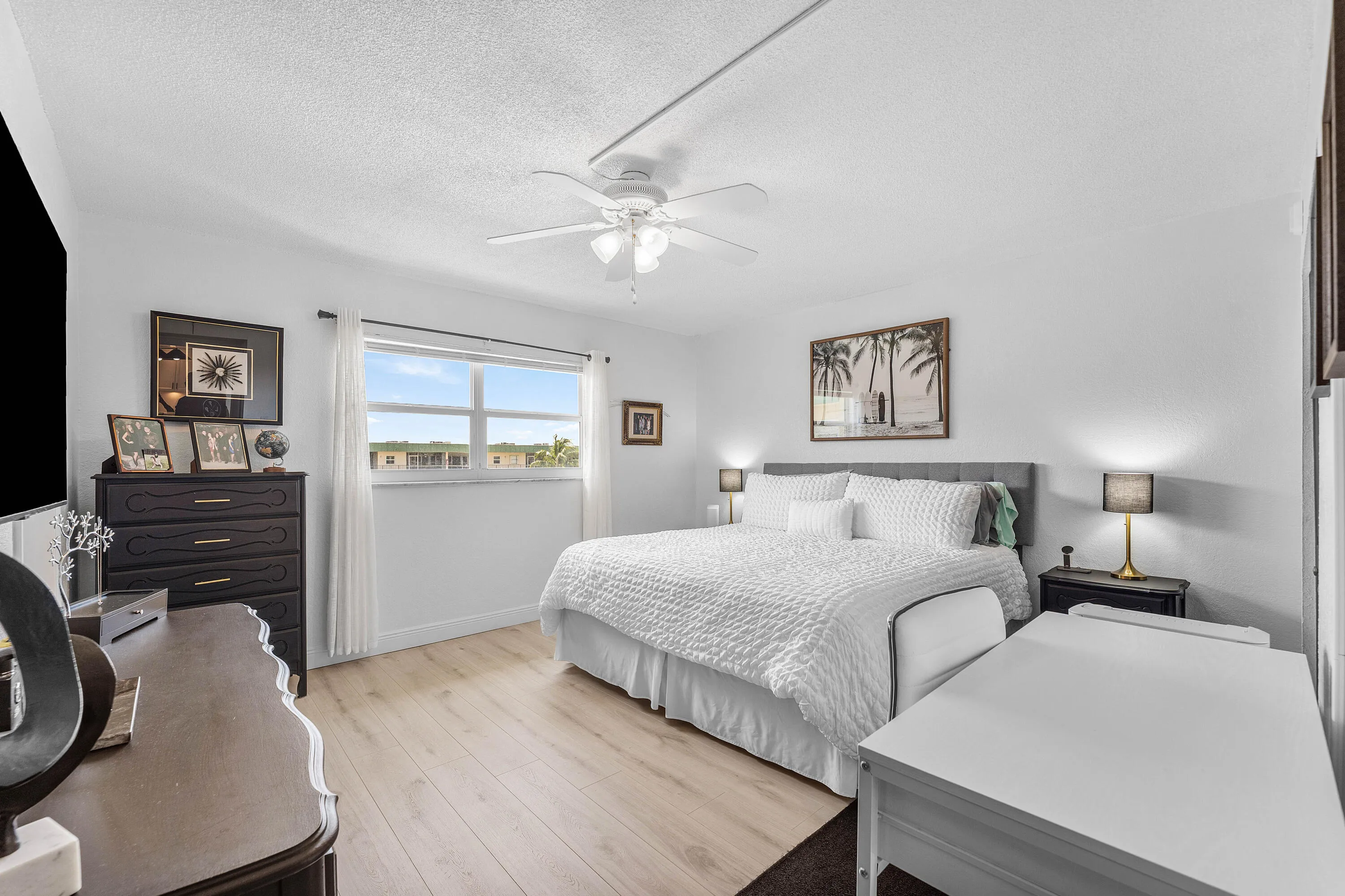 021-806Southeast7thStreet-408-DeerfieldB