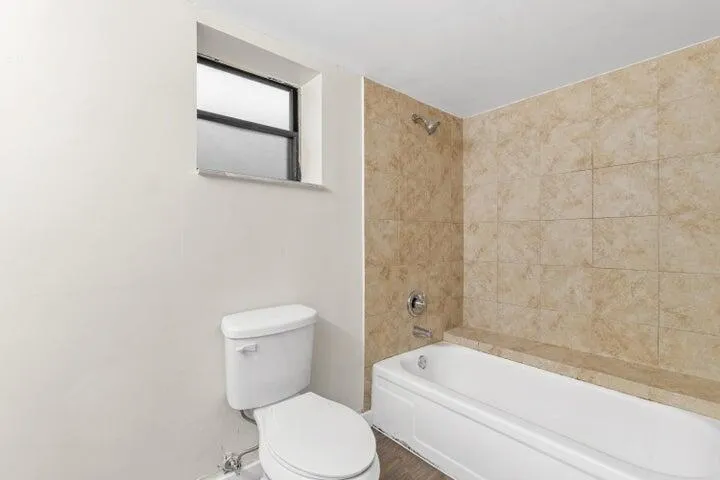 shower tub