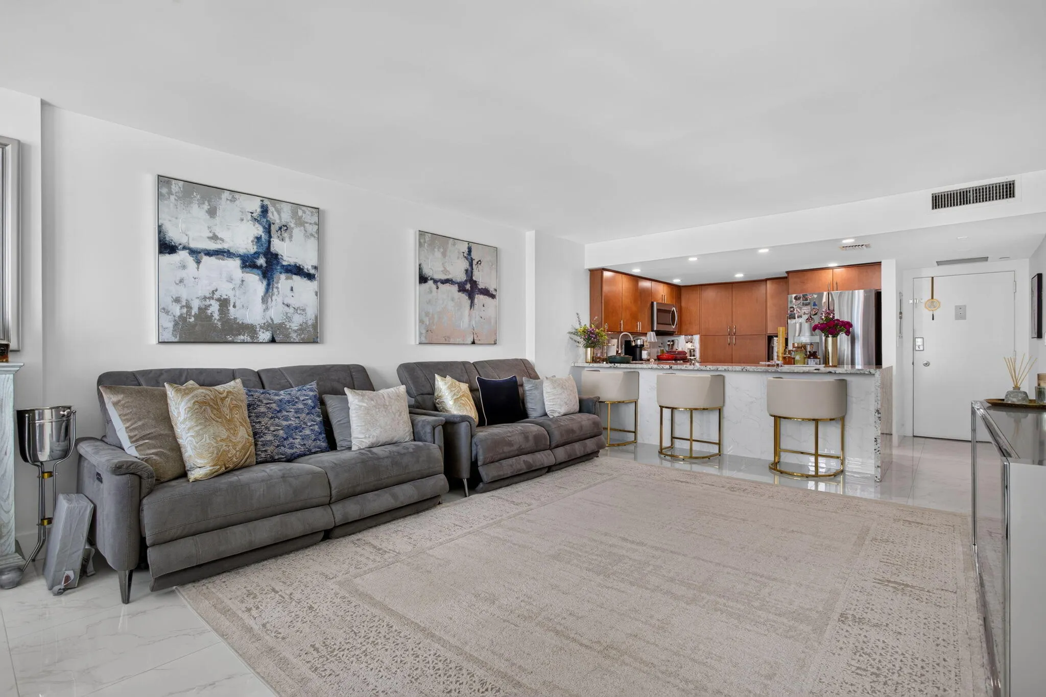 11-web-or-mls-3015-1055